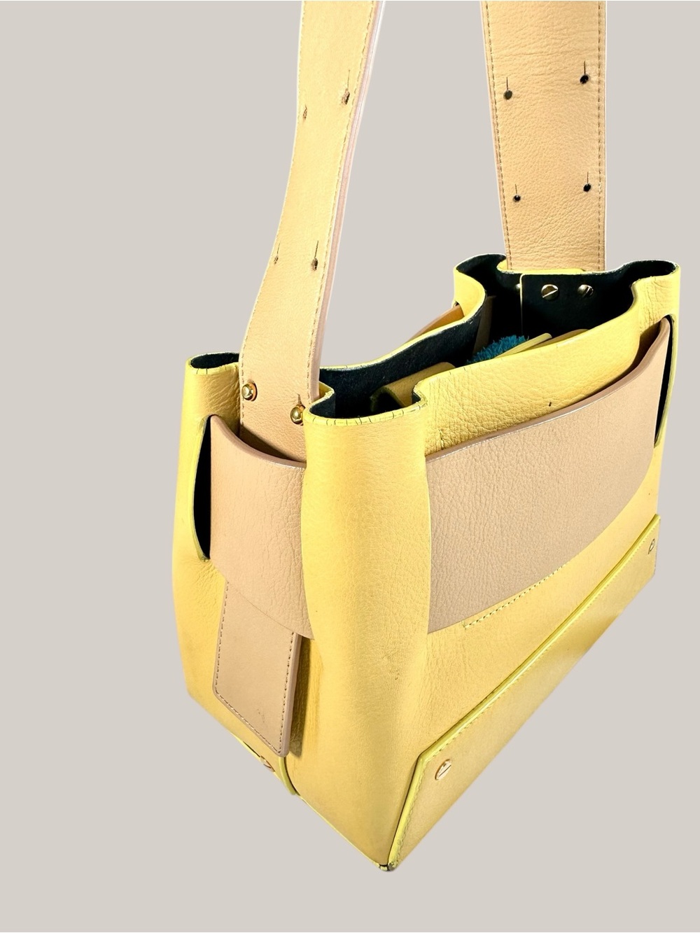 Yuzefi Dinky Yellow Women’s Shoulder Handbag